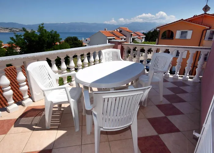 Apartmán With A Parking Space Baska, Krk - 5450 Baška